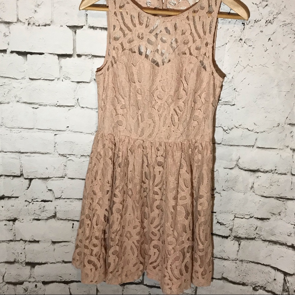 Lauren Conrad | lace sleeveless dress |sz 8